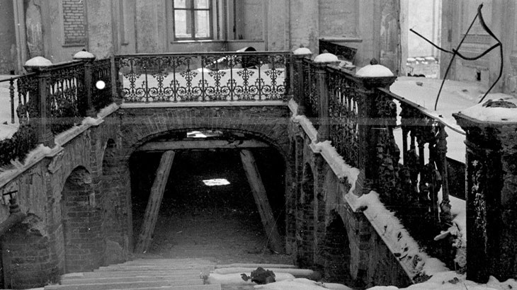 Marble-staircase-1941-1945